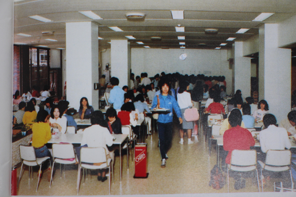 学食